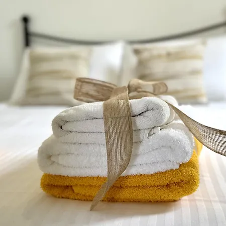 فيلة Emiliata سبارتيا